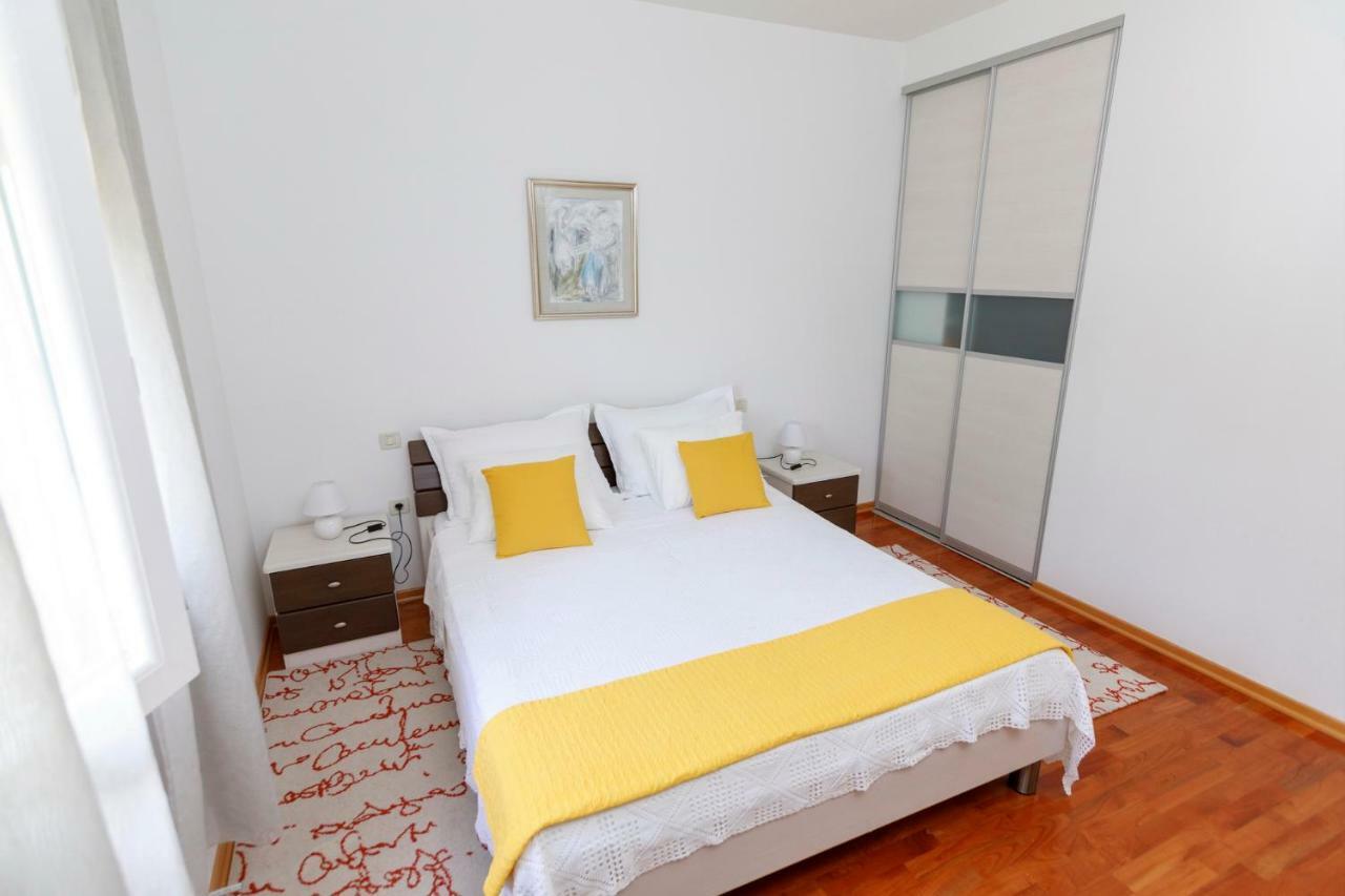Luxury Villa Castrum Kastela Exterior photo